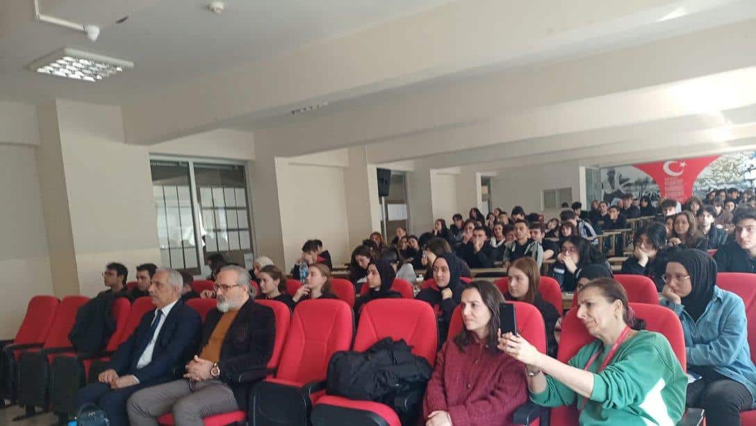 İl Müdürlüğümüzün Samsun Kariyer Eğitimi Programı (SAKEP) projesi kapsamında, Atakumda 12. sınıf öğrencilerine yönelik Kariyer Günü etkinliği gerçekleştirildi.